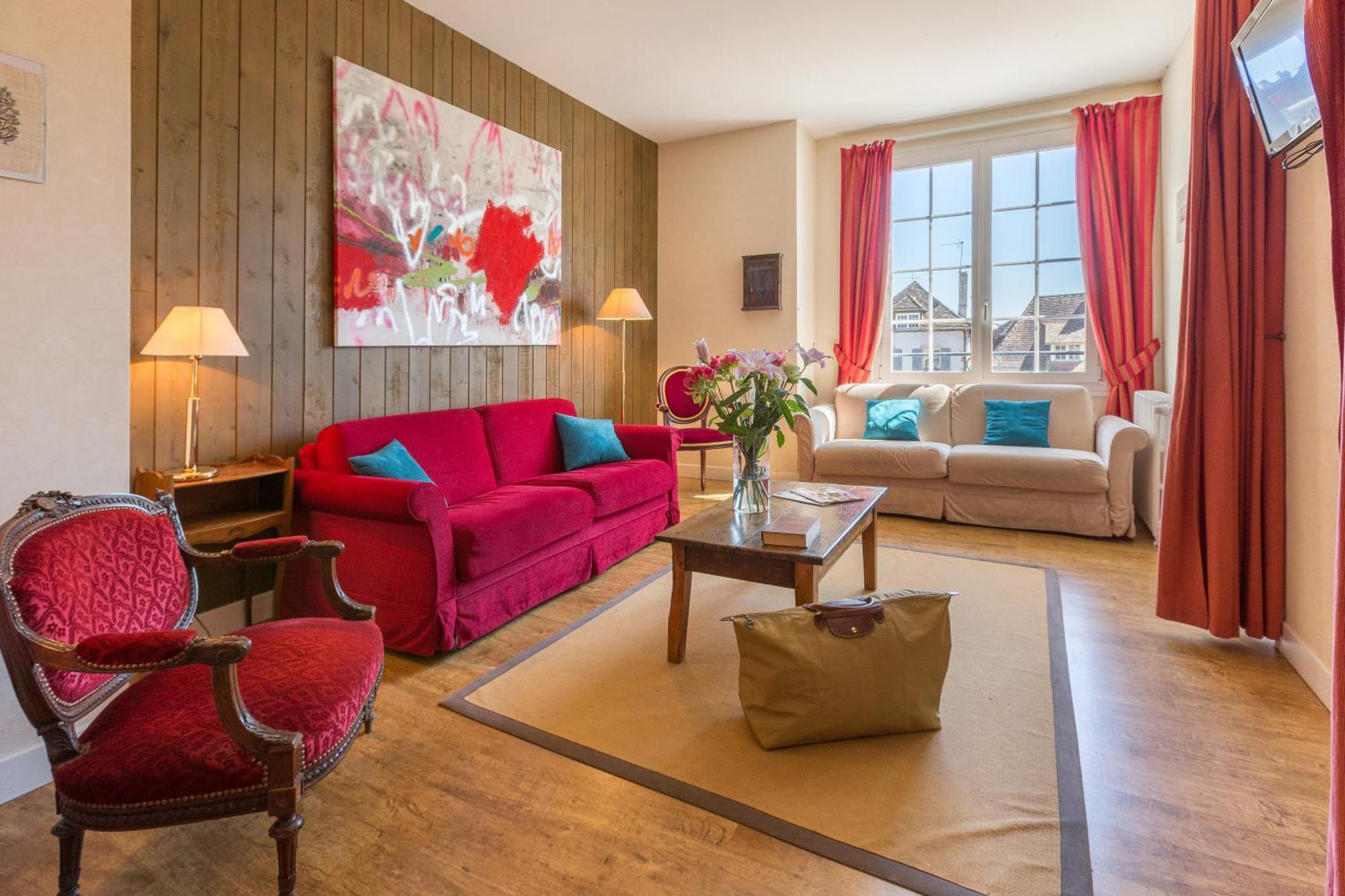 Logis Hotel Le Beaulieu Buitenkant foto