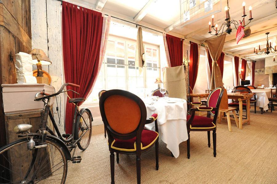Logis Hotel Le Beaulieu Buitenkant foto